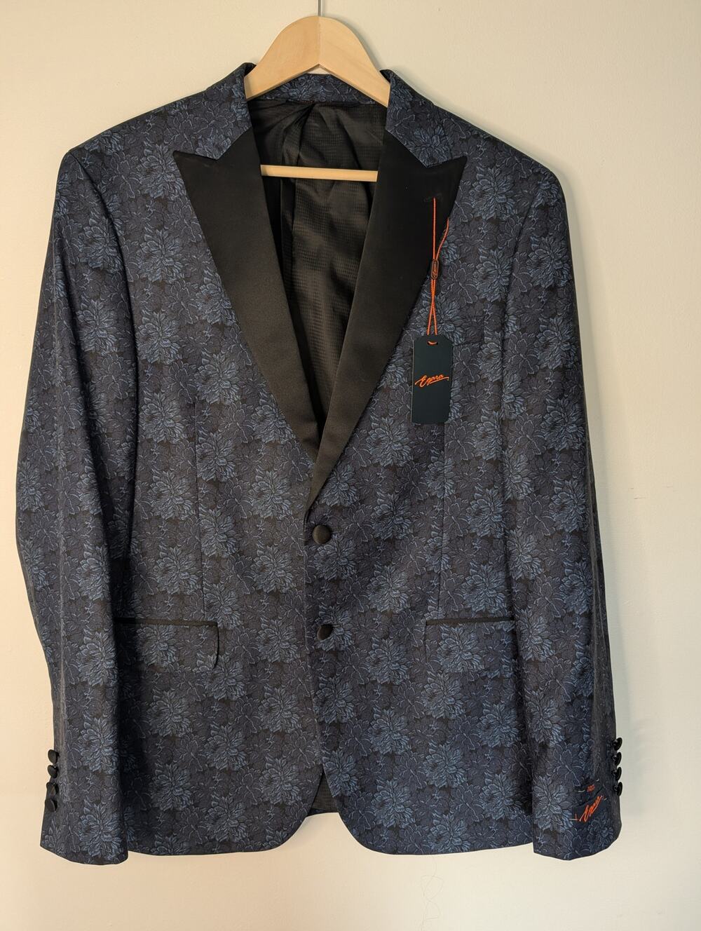 Egara Dinner Jacket Mens 42L Blue Black Floral Stretch Slim Fit Peak Lapel NWT